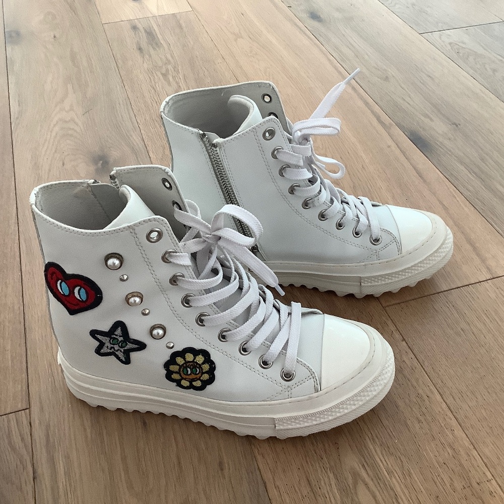 Iijin High Tops with hidden wedge - luxury brand - 35